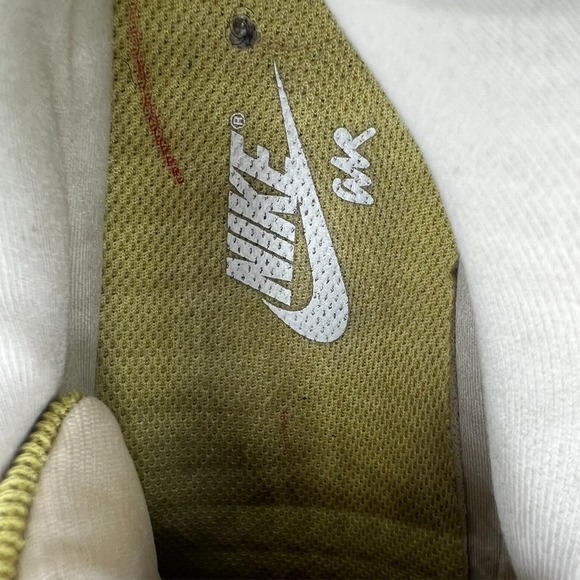 Nike Air Max 90 Futura sneakers in the "Buff Gold" Colorway Womens 10 - Picture 14 of 16